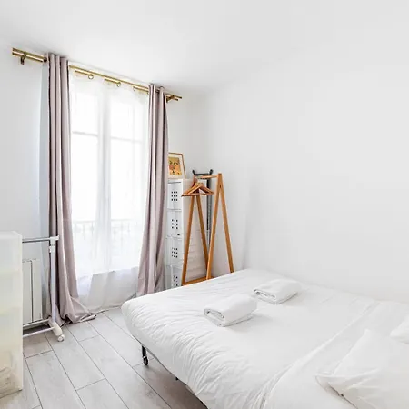 アパート Guestready - Serene Base Two Steps From Paris ボローニュ・ビランクー
